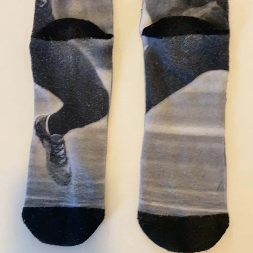 STANCE Seahawks Lynch Football Socks L Large $25 GUC